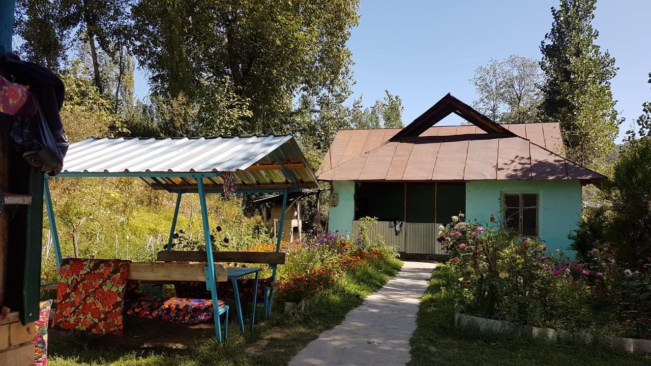 Friendship Apartment Arslanbob Exterior foto